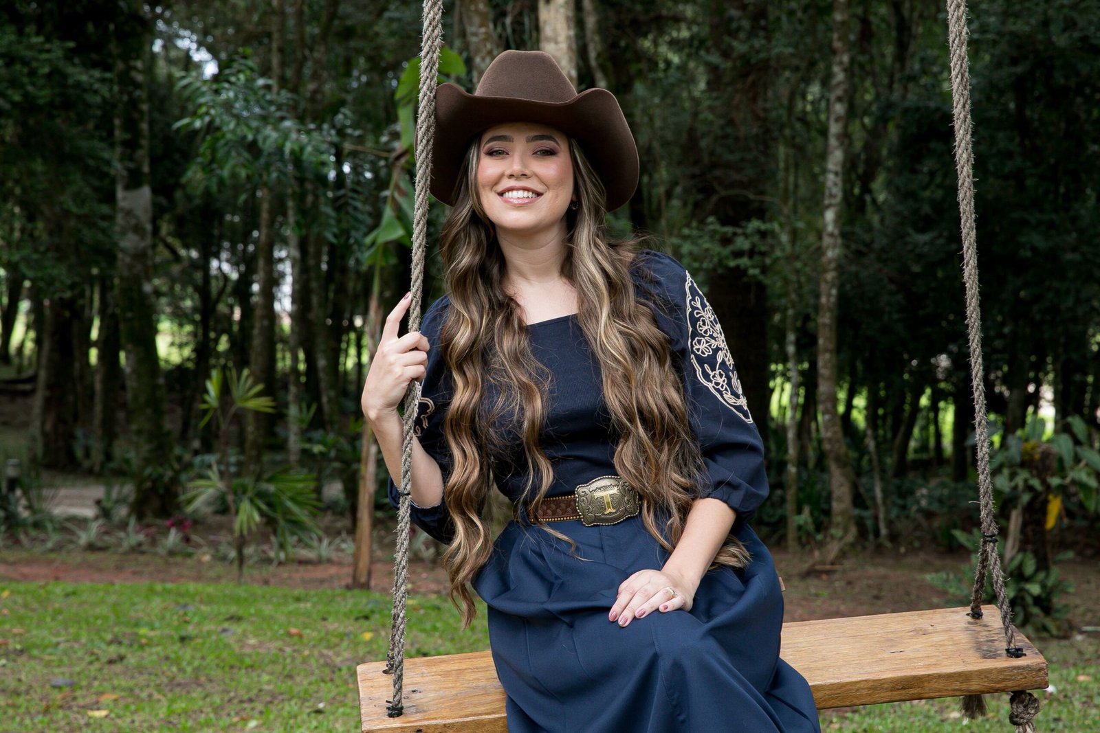 Revelação do feminejo, Tamy Klaus lança a canção “História de Amor”