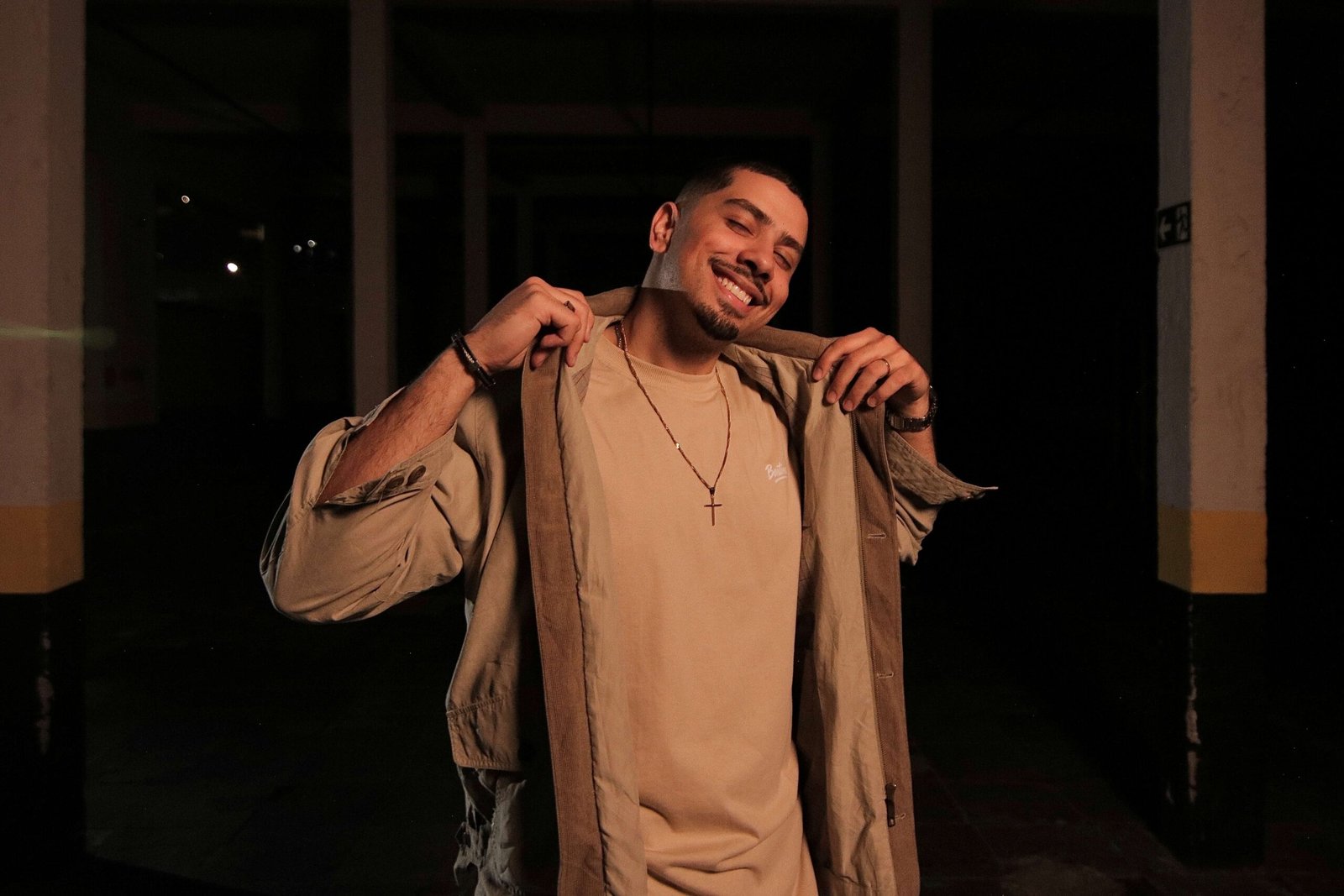 Lima apresenta a canção “Contrário” como nova aposta pop da cena gospel